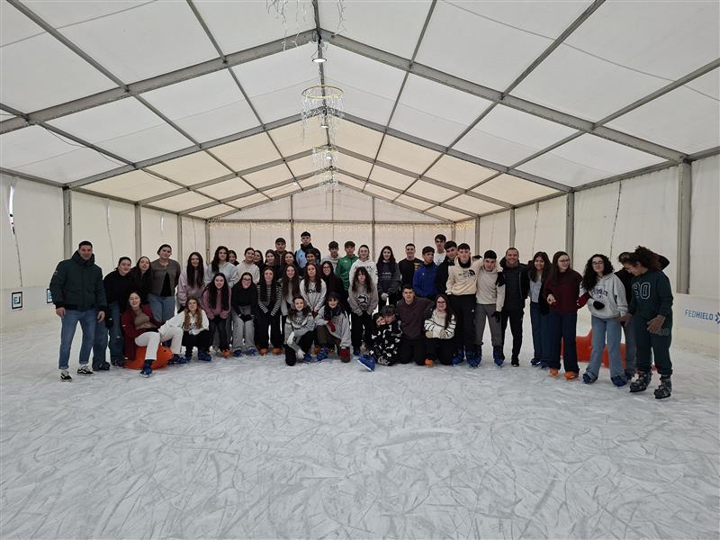 Salida a León, Pista de Hielo, alumnos 1º Bach. Curso 2025_2026